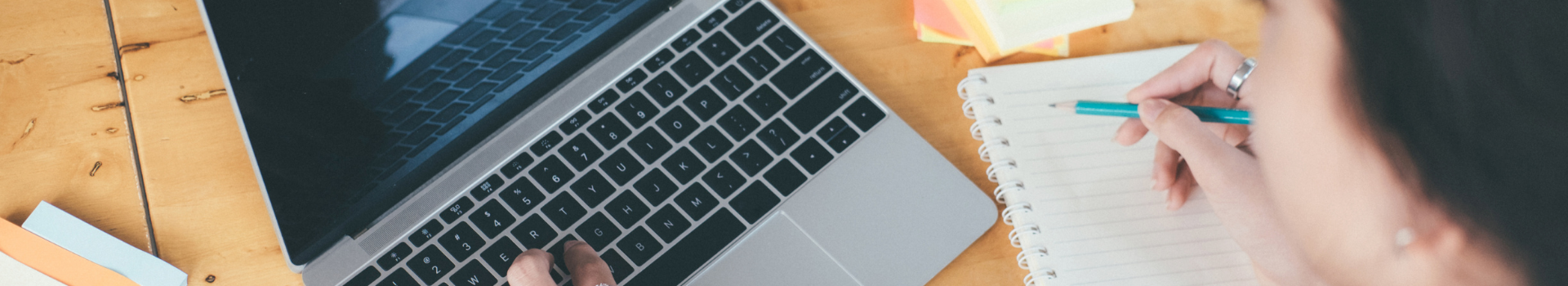 woman at laptop